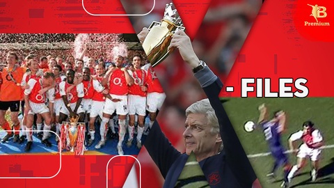 Simone Inzaghi celebrating with his Inter Milan players after beating Barcelona.